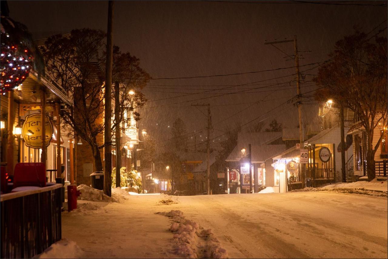 Bed and Breakfast Au Coeur De Saint-Sauveur Экстерьер фото